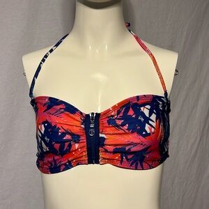 Swimwear Defacto woman’s bikini top Size Large